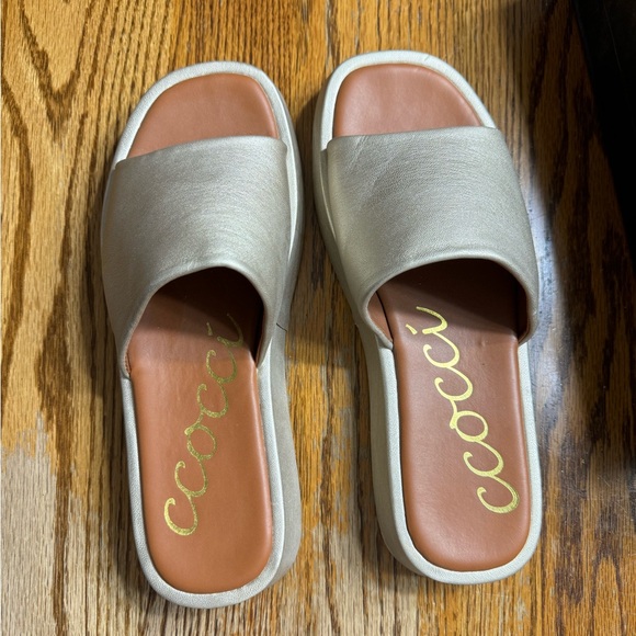 CCOCCI Tove Sandals Champagne Size 10 - Picture 1 of 4